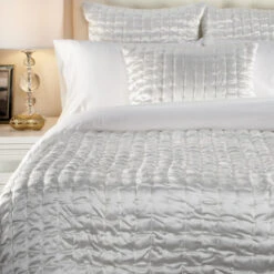 Aviana Bedding - Ivory -Best Furniture Decoration Shop 620710400 35747.1690269782.386.513