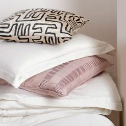 Savion Bedding - Blush -Best Furniture Decoration Shop webimage 040002857 rv2 jpg