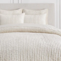 Mardon Velvet Bedding - White